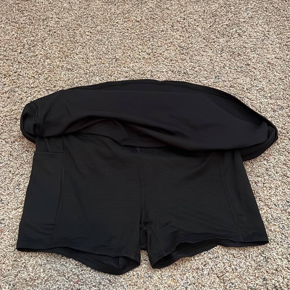 Skort - Picture 2 of 2
